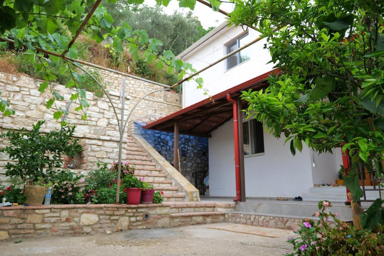 Guesthouse Panorama Nivice ซารานเดอ ภายนอก รูปภาพ