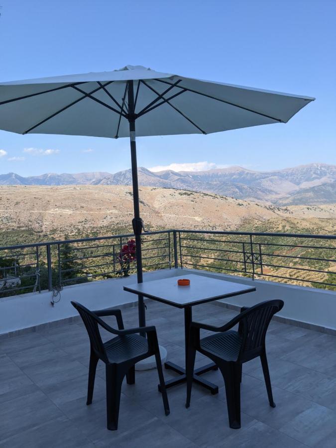 Guesthouse Panorama Nivice ซารานเดอ ภายนอก รูปภาพ