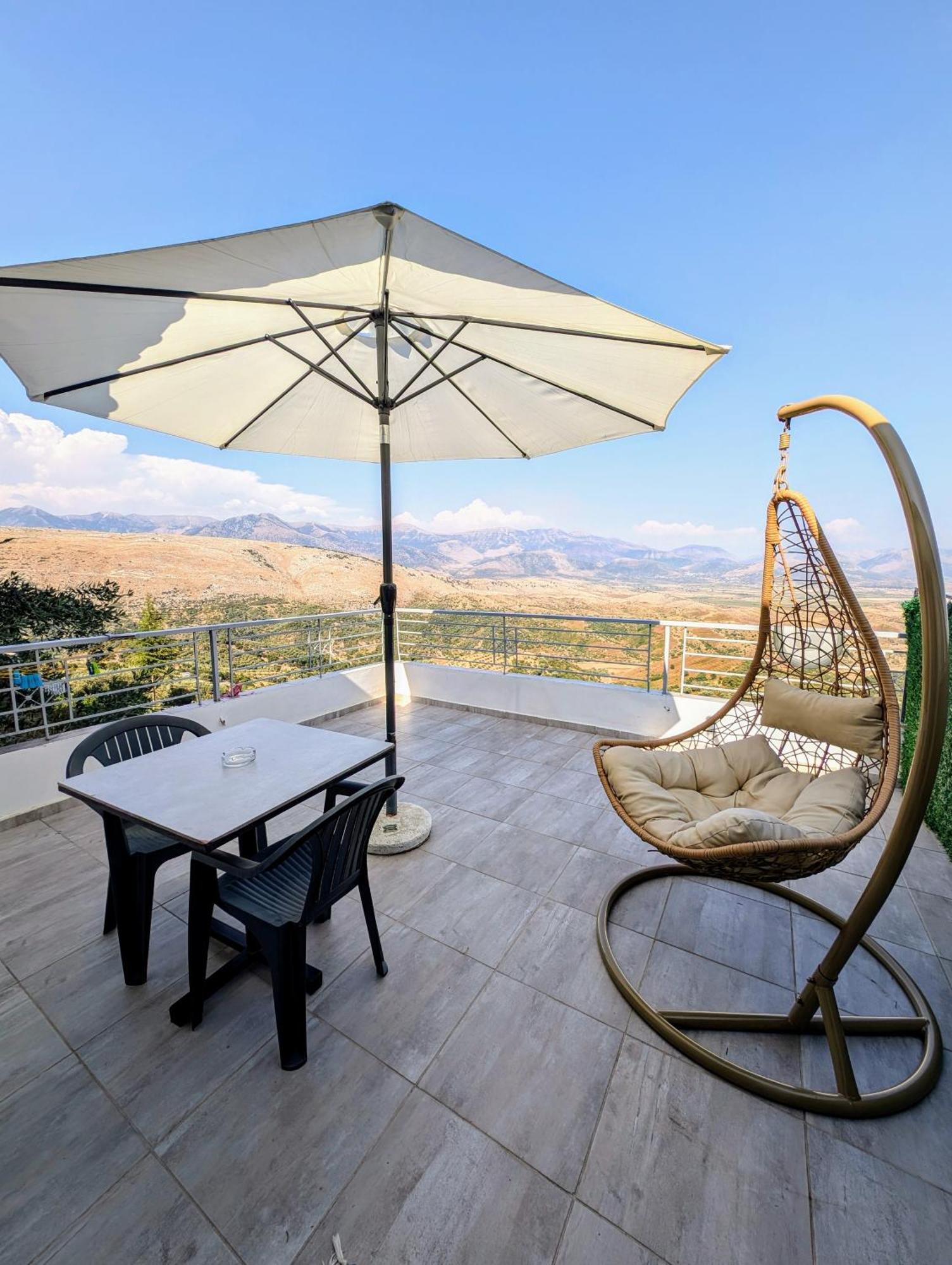 Guesthouse Panorama Nivice ซารานเดอ ภายนอก รูปภาพ